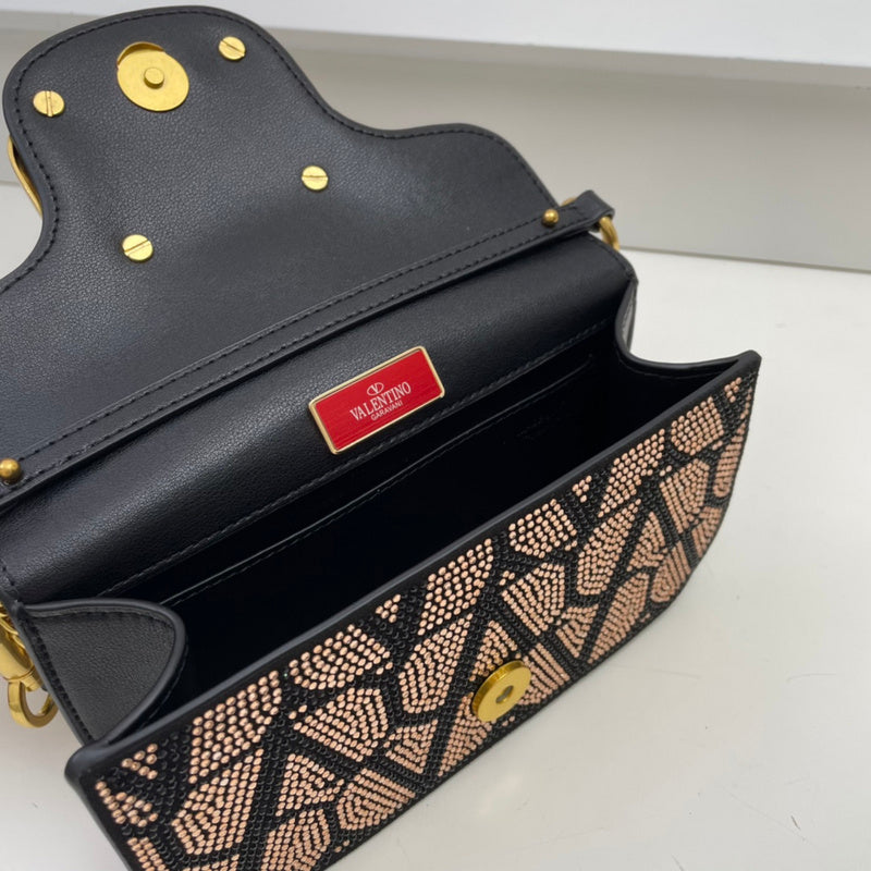 Amelia's Bag Gallery - VEL Bags - 184