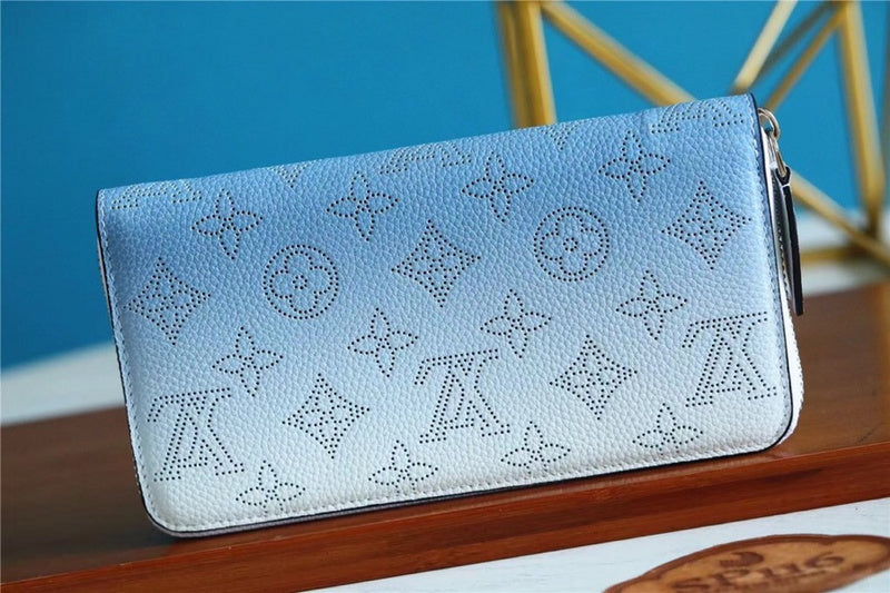 Fan Fashion Lu-Vi bags - 8934