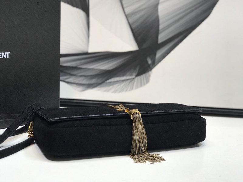 Amelia - YSL Bag - 2157