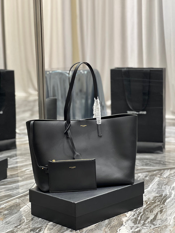 Amelia - YSL Bag - 3792