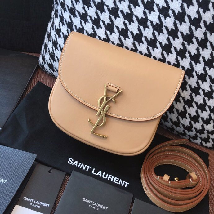 Amelia - YSL Bag - 3695