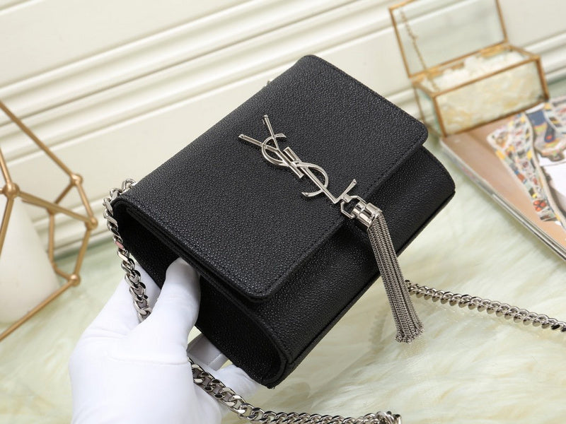 Amelia - YSL Bag - 3553