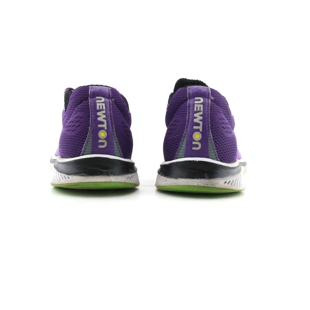 NEWTON MOTION 8