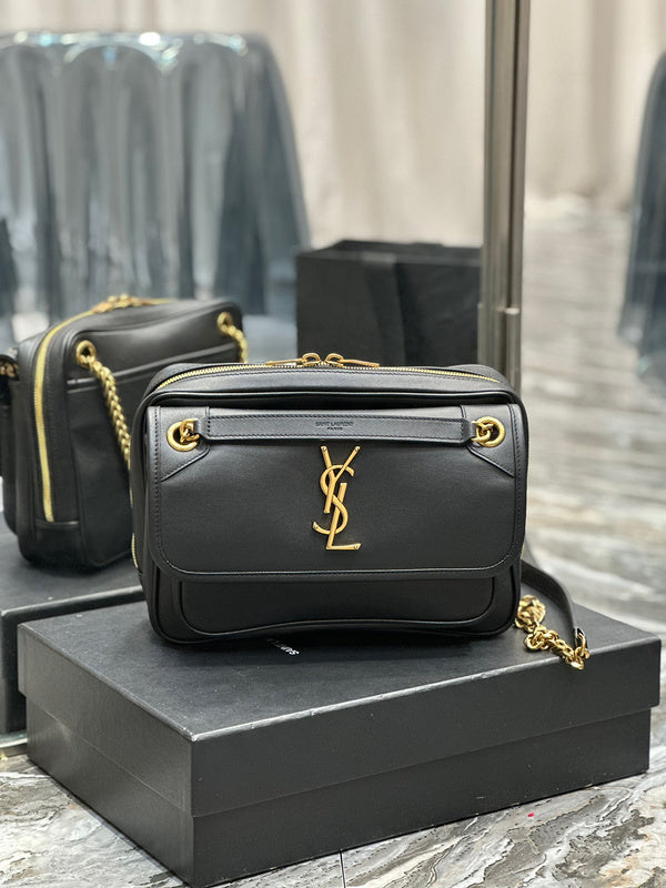 Amelia - YSL Bag - 1777