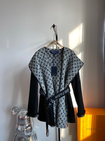 Luxury Louis Vuitton  Wrap Coat 044