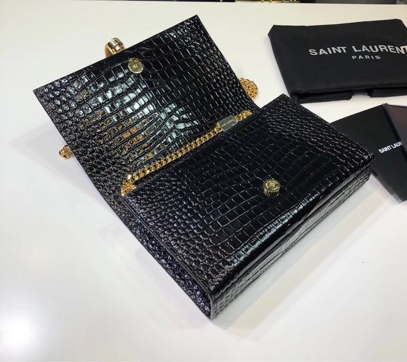 Amelia - YSL Bag - 2284