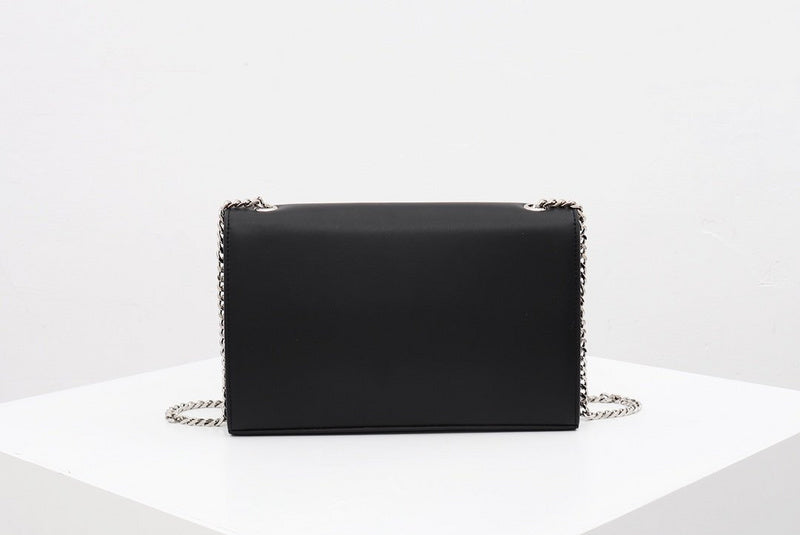 Amelia - YSL Bag - 3528