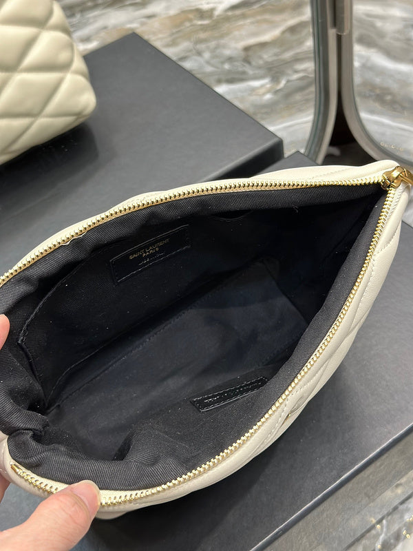 Amelia - YSL Bag - 3995