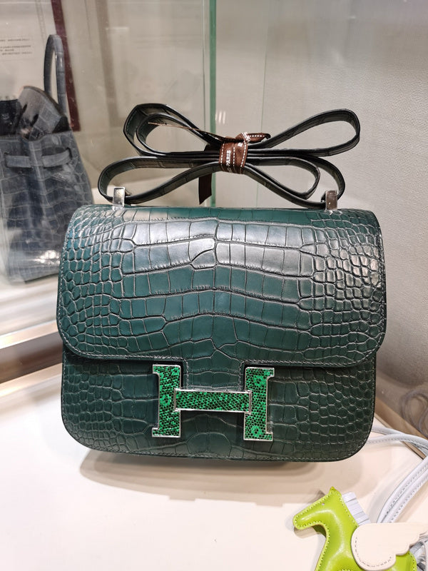 Amelia - HMS Bags - 1795