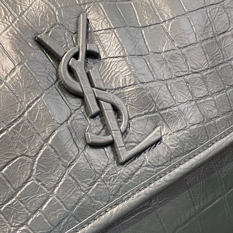 Amelia - YSL Bag - 3705