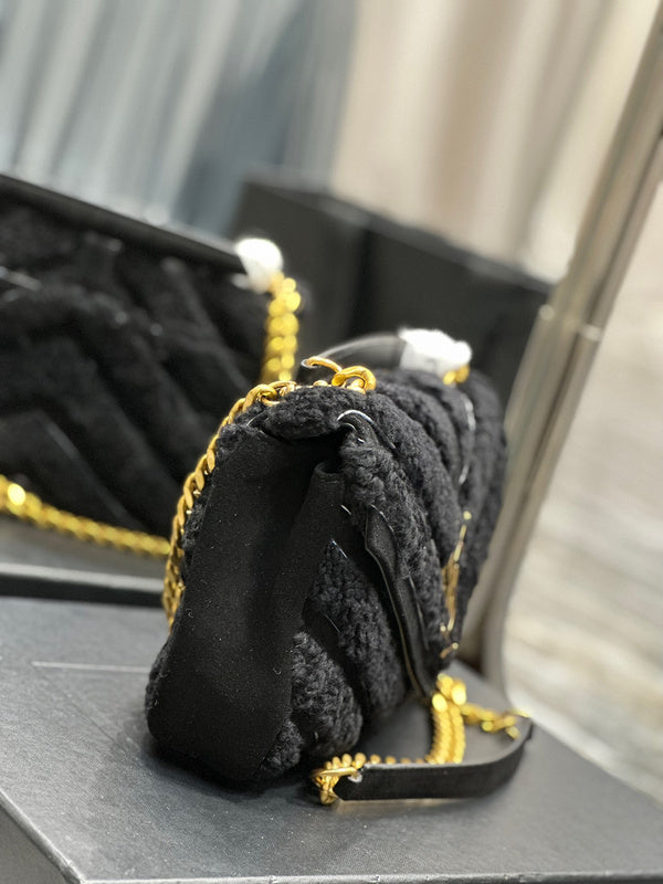 Amelia - YSL Bag - 3919