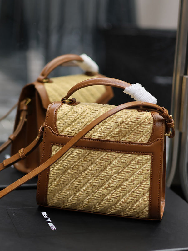 Amelia - YSL Bag - 1834