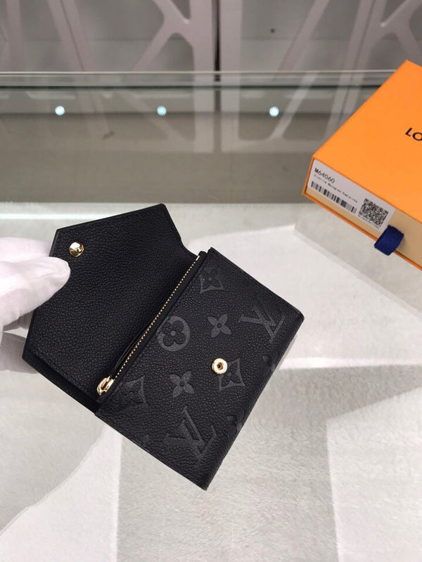 Fan Fashion Lu-Vi bags - 8990