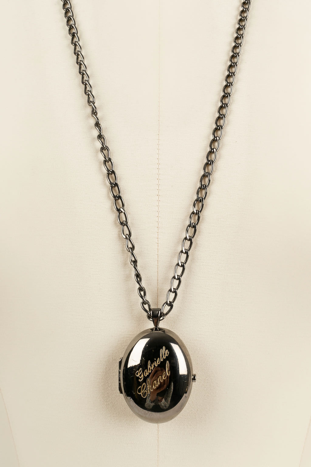 Collier pendentif Chanel