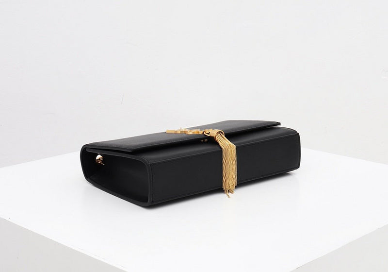 Amelia - YSL Bag - 3527