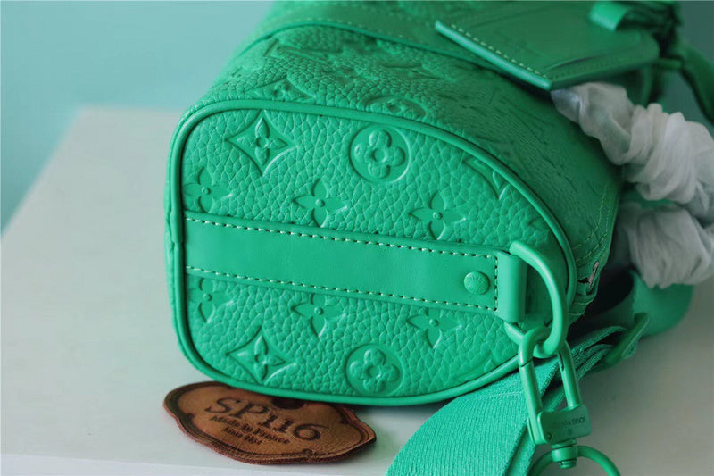 Fan Fashion Lu-Vi bags - 11260