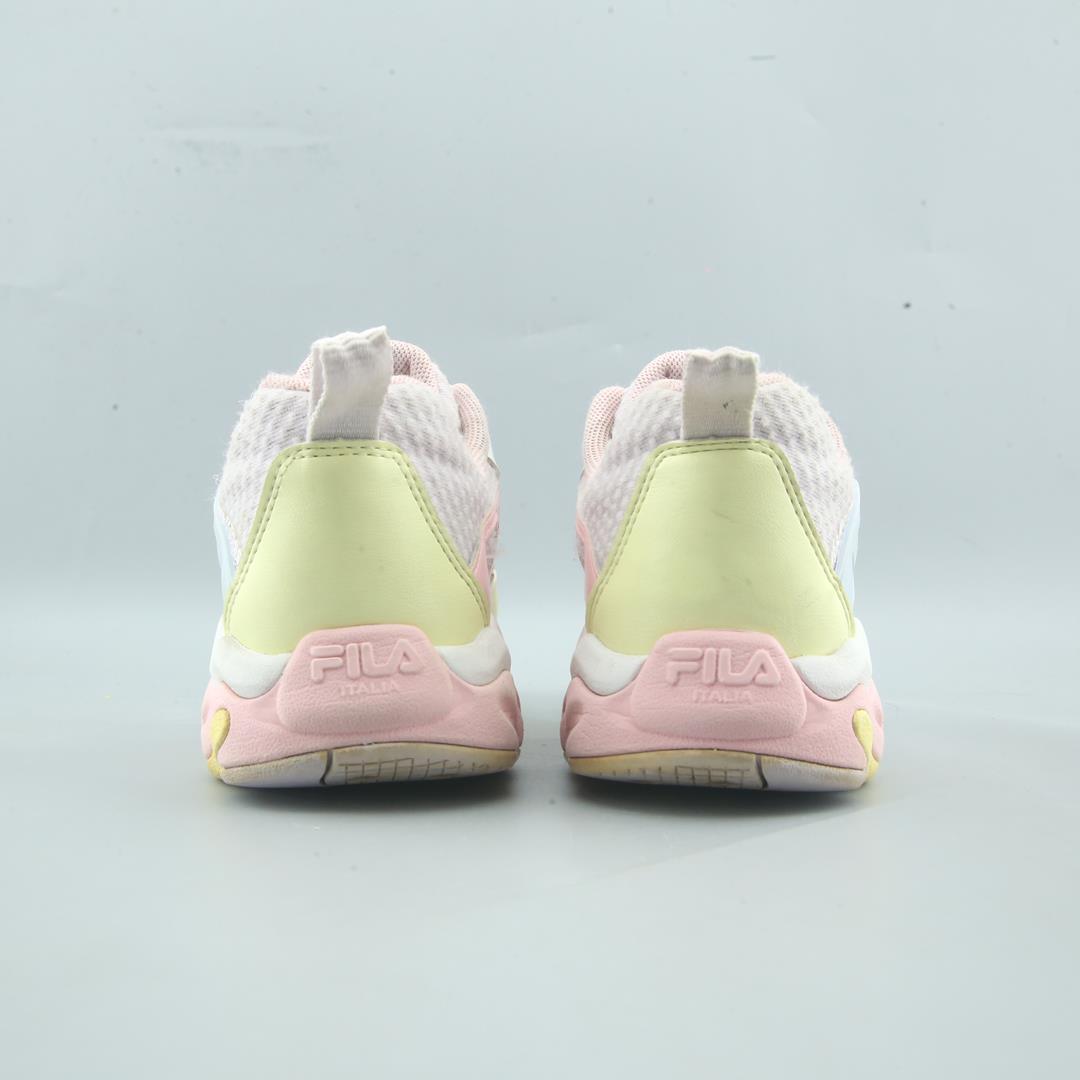 FILA .