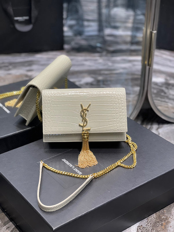 Amelia - YSL Bag - 1941