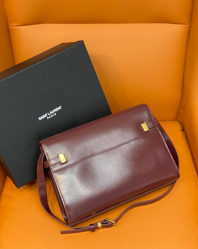 Amelia - YSL Bag - 2082