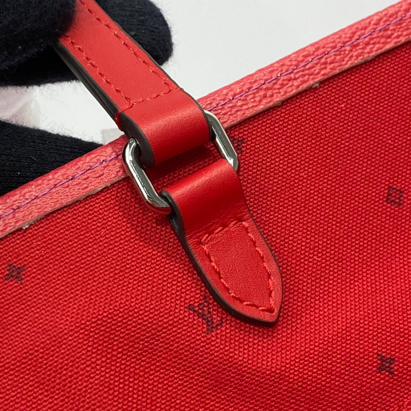 Fan Fashion Lu-Vi bags - 17712