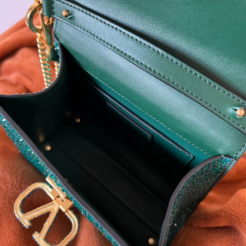 VAL LUXURY BAGS - FOR FASHION LOVERS  AFFORDABLE LUXURY BAGS- 235