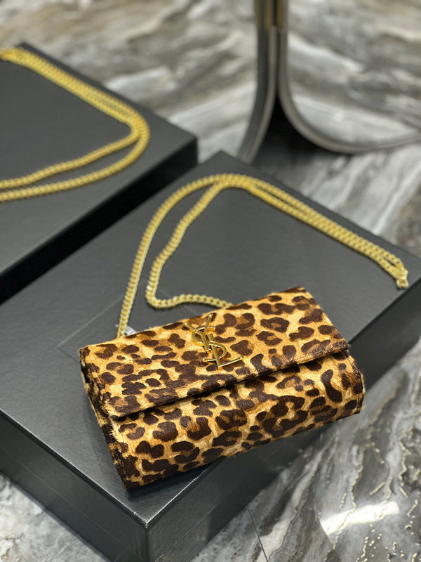 Amelia - YSL Bag - 3898