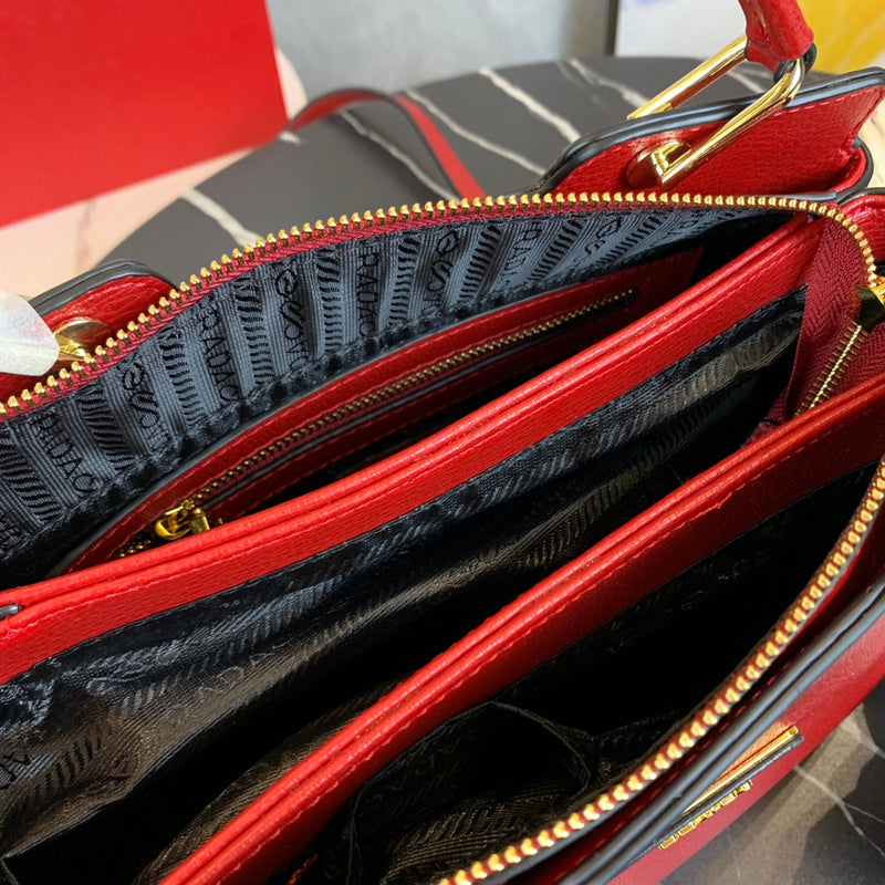 Barnes-Bags - Prada Bags - 980