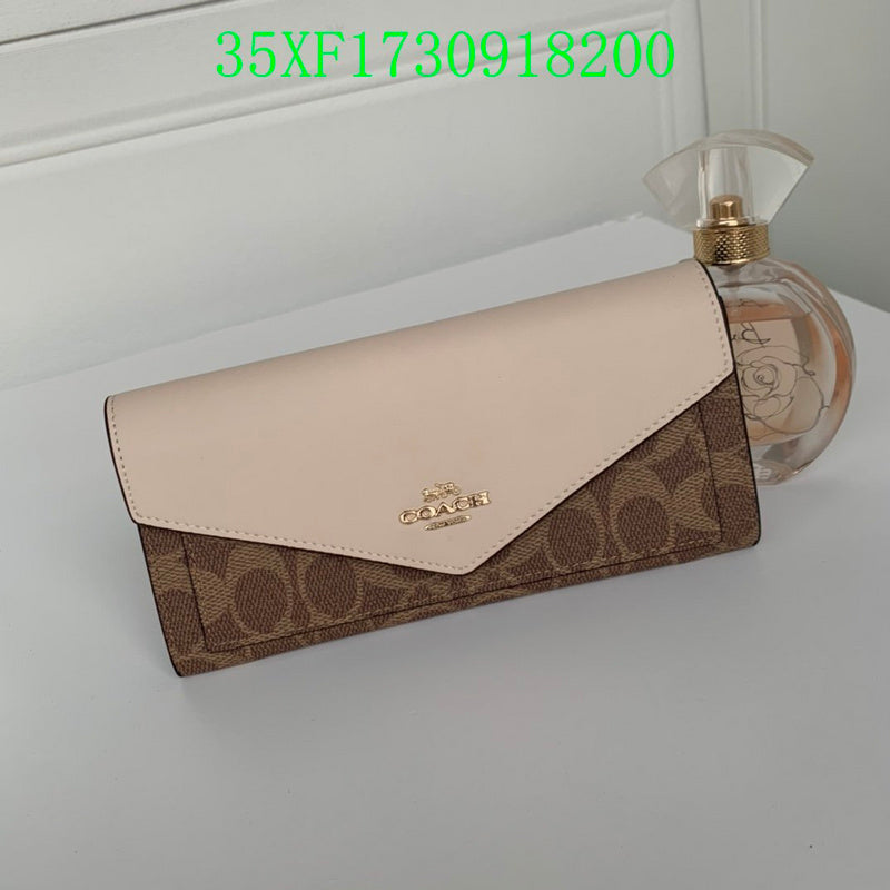Amelia - CAH Wallet - 086
