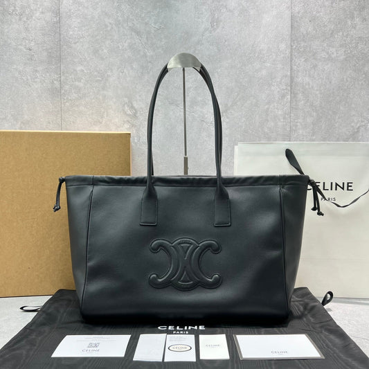 CE Cabas Drawstring Cuir Triomphe Black For Women 17in/44Amelia199973DU3.38NO
