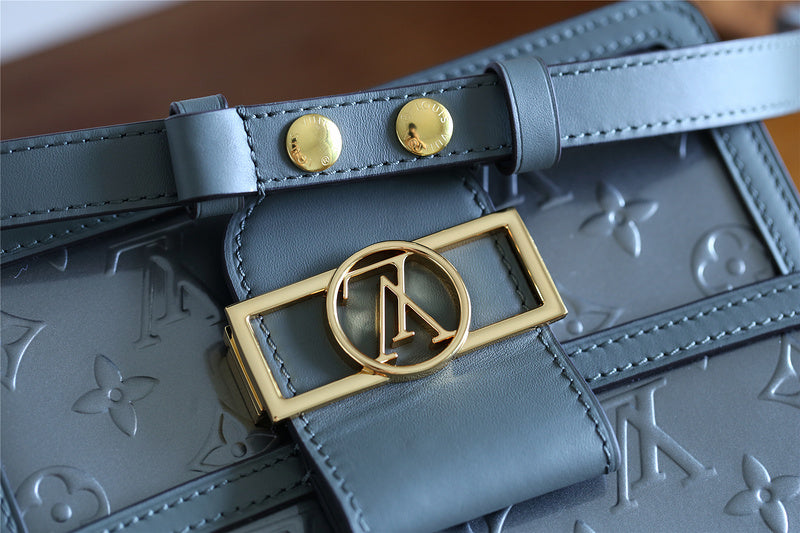 Fan Fashion Lu-Vi bags - 8121