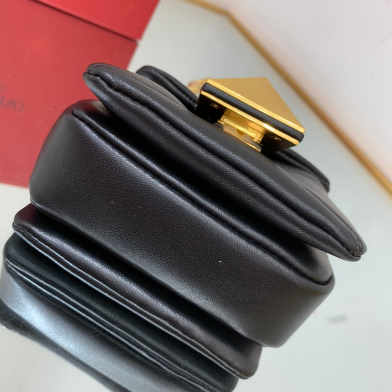 Amelia's Bag Gallery - VEL Bags - 318