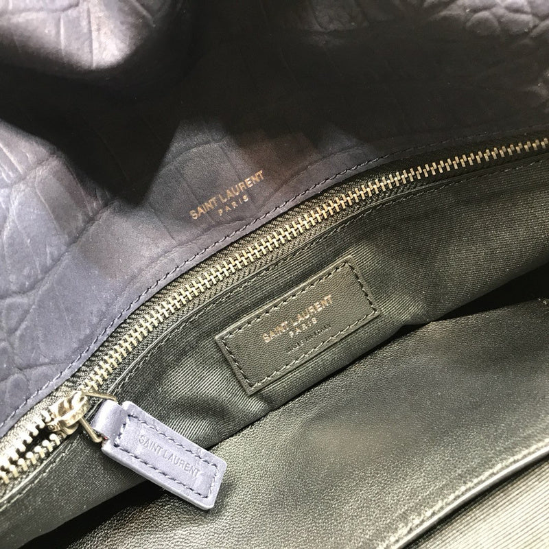 Amelia - YSL Bag - 2236