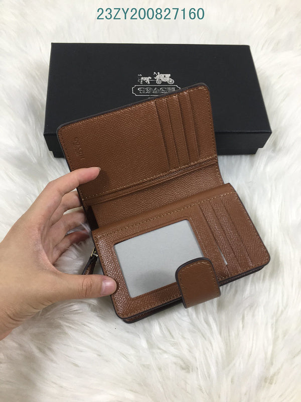 Amelia - CAH Wallet - 142