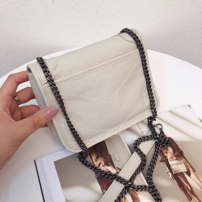 Amelia - YSL Bag - 3837