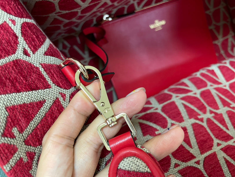 VAL LUXURY BAGS - FOR FASHION LOVERS  AFFORDABLE LUXURY BAGS- 891