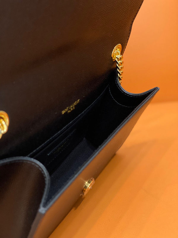 Amelia - YSL Bag - 2022
