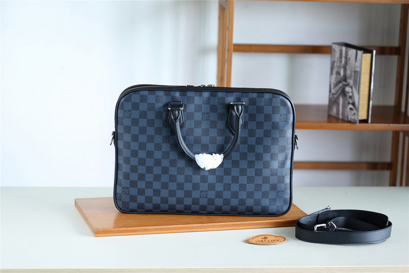 Fan Fashion Lu-Vi bags - 9876