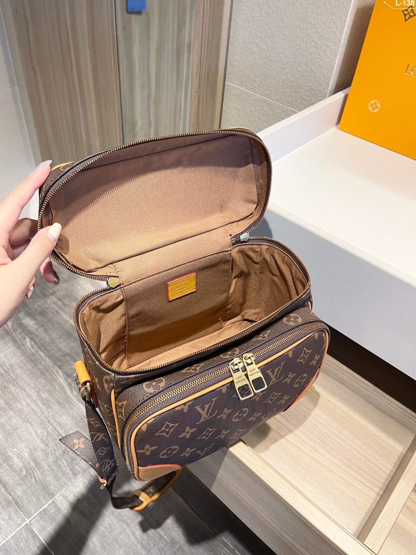 Luxury Handbags Louis Vuitton 515