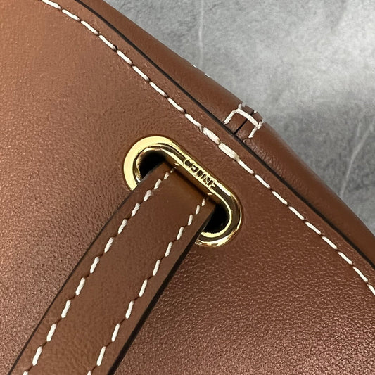 CE Small Box Cuir Triomphe Brown For Women 4in/11Amelia199263DU3.04LU