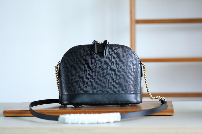 Amelia - LOV Lady Bags - 1943