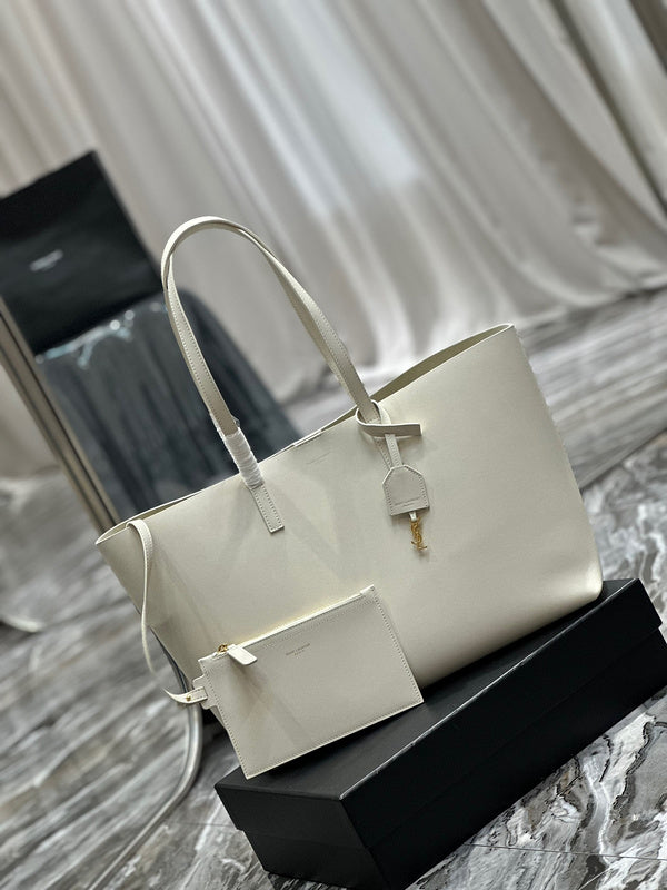 Amelia - YSL Bag - 3943