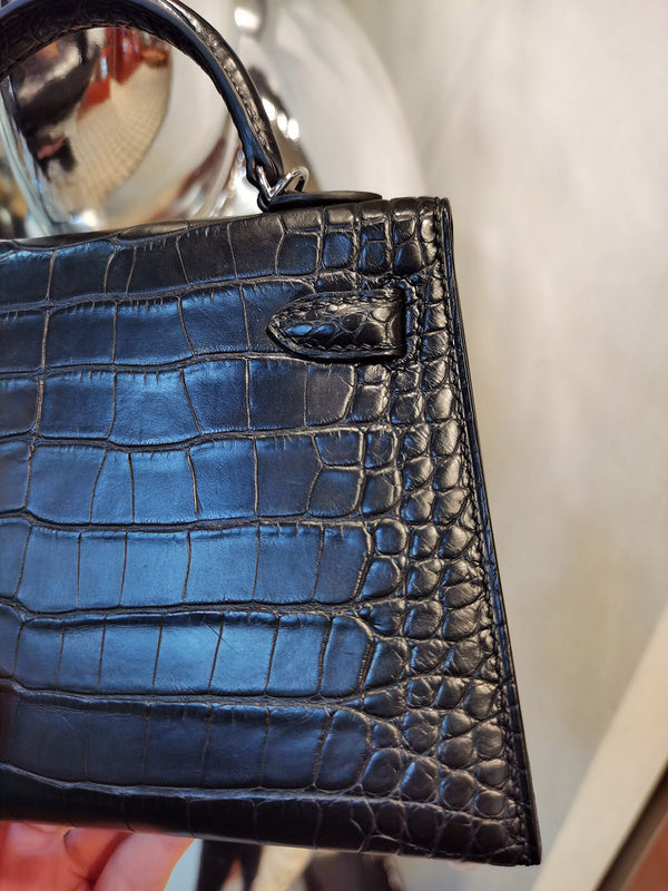 Amelia - HMS Bags - 1638