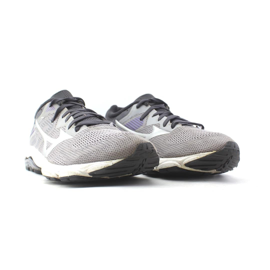 MIZUNO WAVE INSPIRE 16