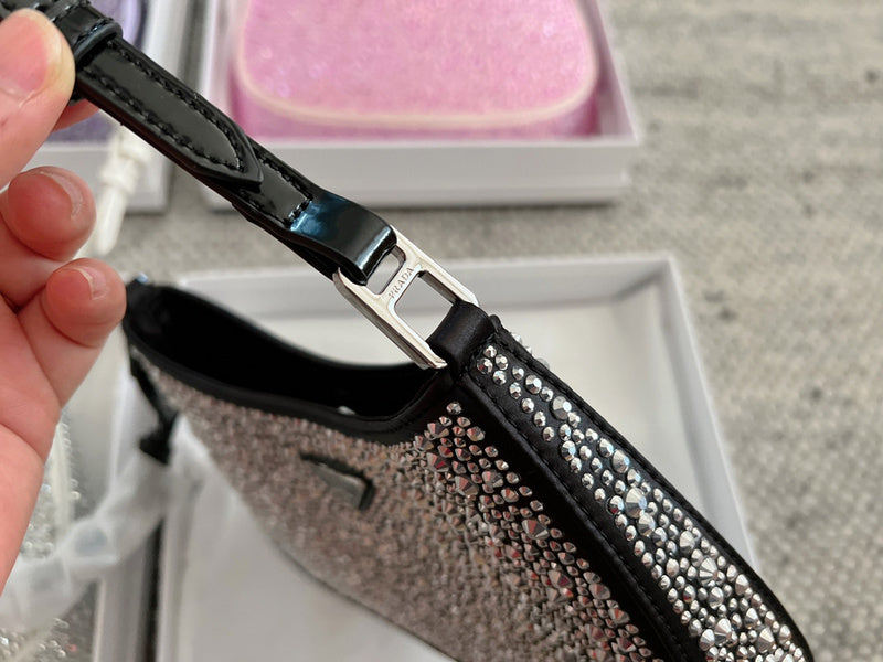 Barnes-Bags - Prada Bags - 922