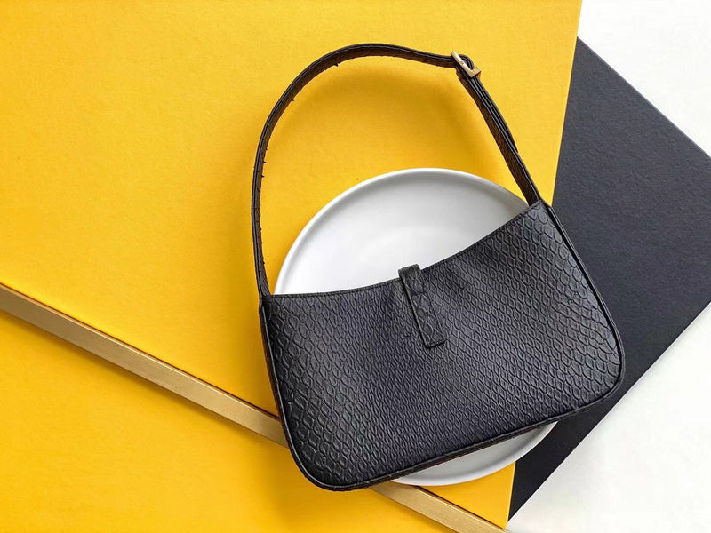 Amelia - YSL Bag - 3766