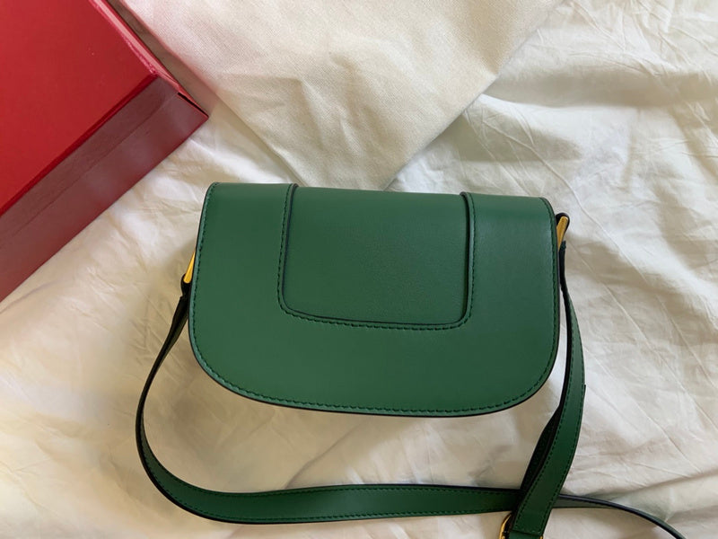 VAL LUXURY BAGS - FOR FASHION LOVERS  AFFORDABLE LUXURY BAGS- 740