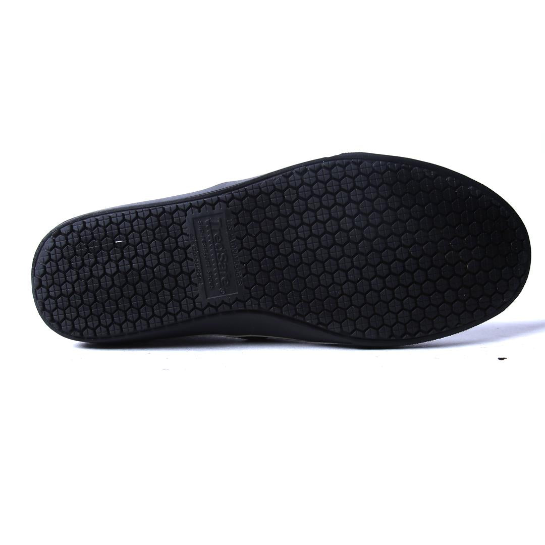 TRED SAFE SLIP RESISTANT