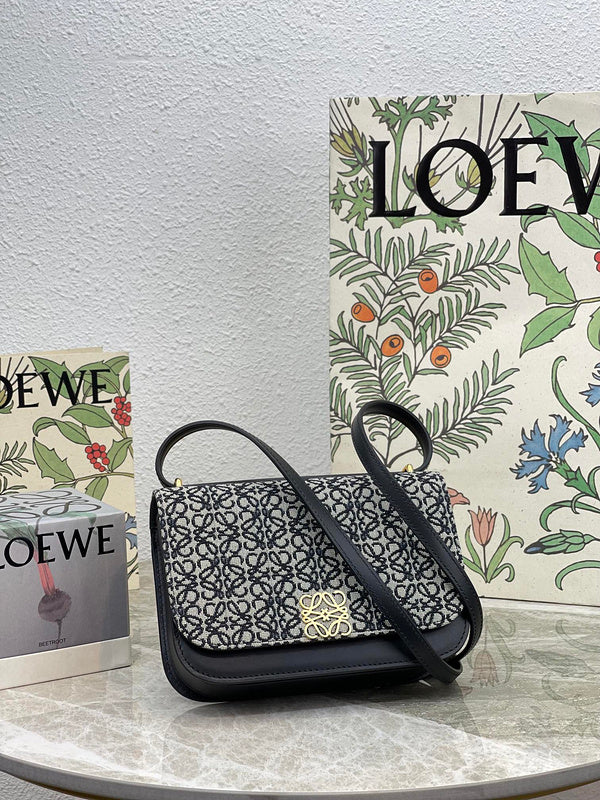 Amelia's Bag Gallery - LWO Bags - 930