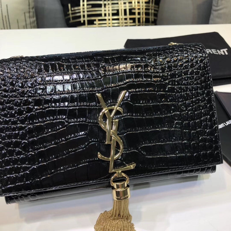 Amelia - YSL Bag - 2284