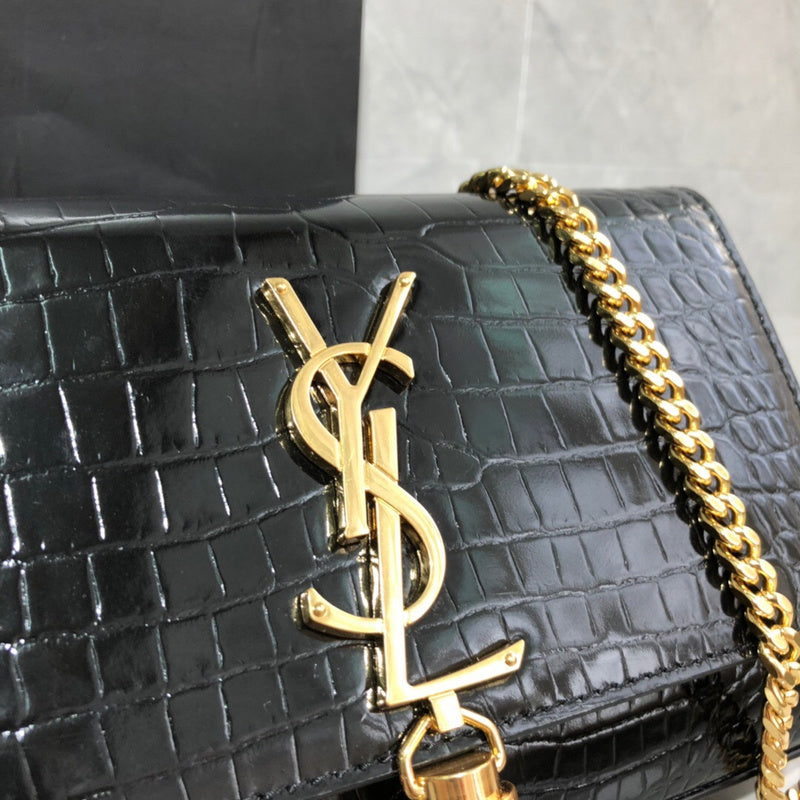 Amelia - YSL Bag - 4032